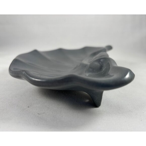 Gray Fan or Shell Shaped Ceramic over Cast Iron Soaph Dish - Picture 4 of 6